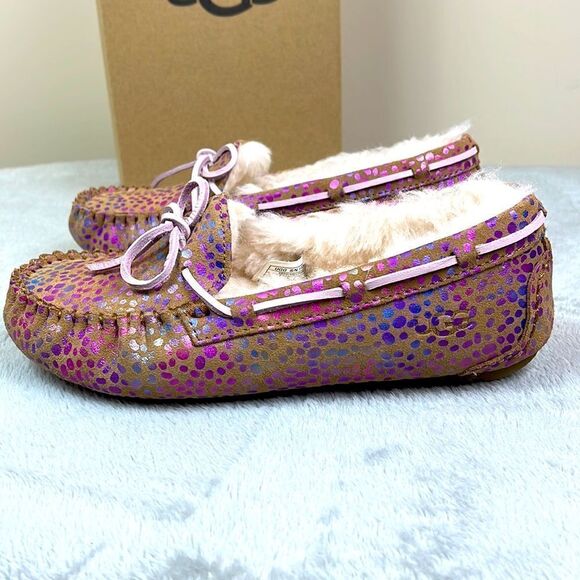 UGG DAKOTA SPOTS GIRLS NWT - Picture 3 of 6